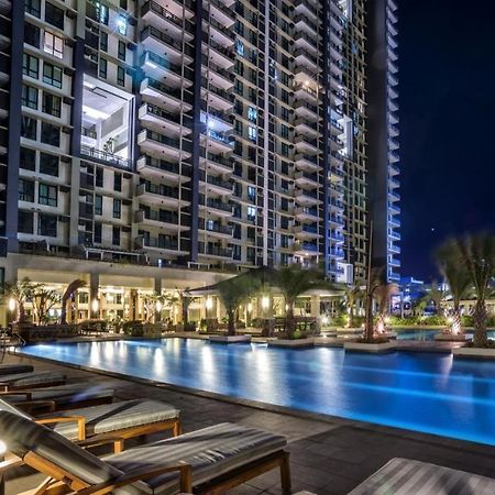 Resort Living Condominium Unit In Metro Manila Bagian luar foto