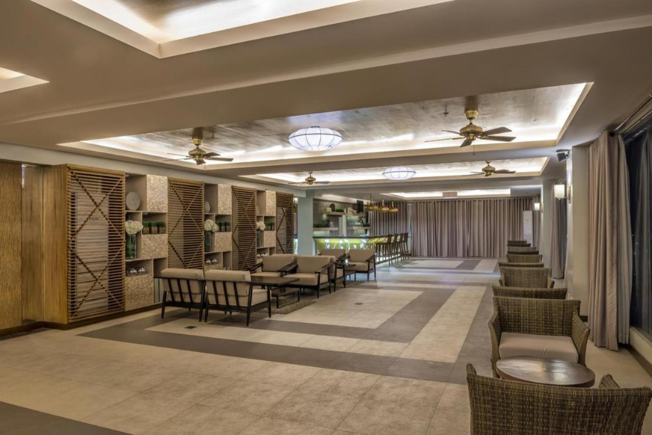 Resort Living Condominium Unit In Metro Manila Bagian luar foto