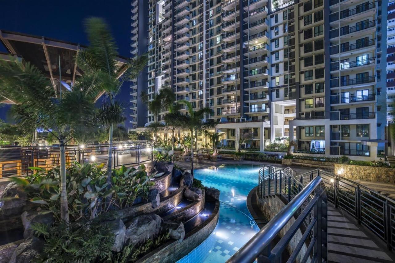 Resort Living Condominium Unit In Metro Manila Bagian luar foto
