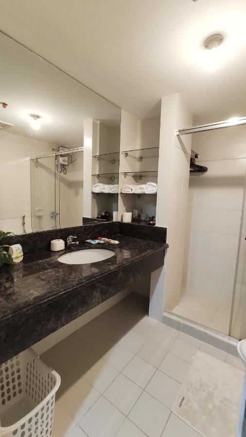 Resort Living Condominium Unit In Metro Manila Bagian luar foto